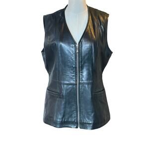 Vintage women’s leather biker vest black zip closure  Large